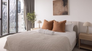 2 bedrooms, desk, iron/ironing board, free WiFi