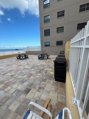 Terrace/patio - Two-bedroom beach condominium in Indian Shores, FL (Indian Rocks Beach)