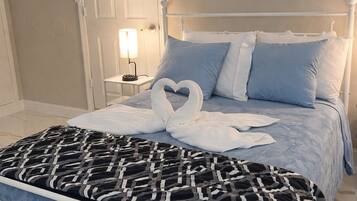 1 chambre, fer et planche à repasser, Wi-Fi gratuit, draps fournis