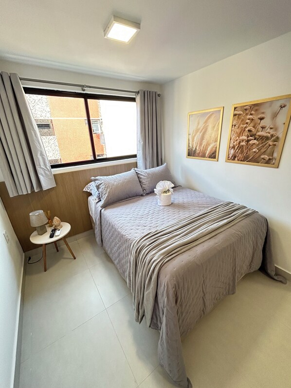 Apartment | Laptop workspace, blackout drapes, iron/ironing board, free WiFi