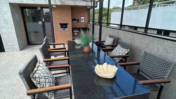 Apartment | Terrace/patio