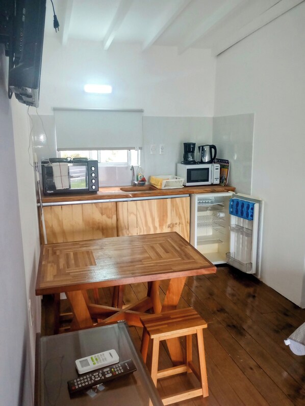 Microwave, oven, stovetop