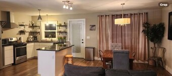 Charming 3-bedroom house close to the lake