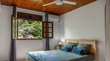 2 dormitorios, tabla de planchar con plancha, wifi gratis y ropa de cama