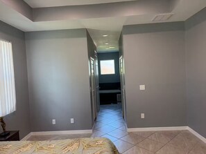 3 bedrooms, iron/ironing board, free WiFi, bed sheets