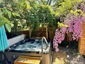 House, Patio | Bathroom