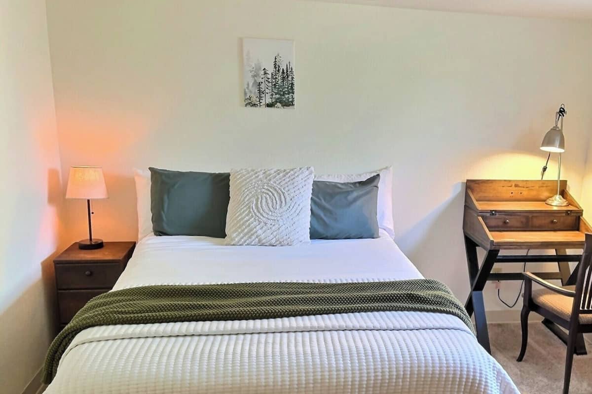 Hypo-allergenic bedding, down comforters, desk, iron/ironing board