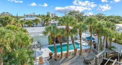 Siesta Key Waterfront Oasis - Heated Pool, Dock, Walk to Village & Beach