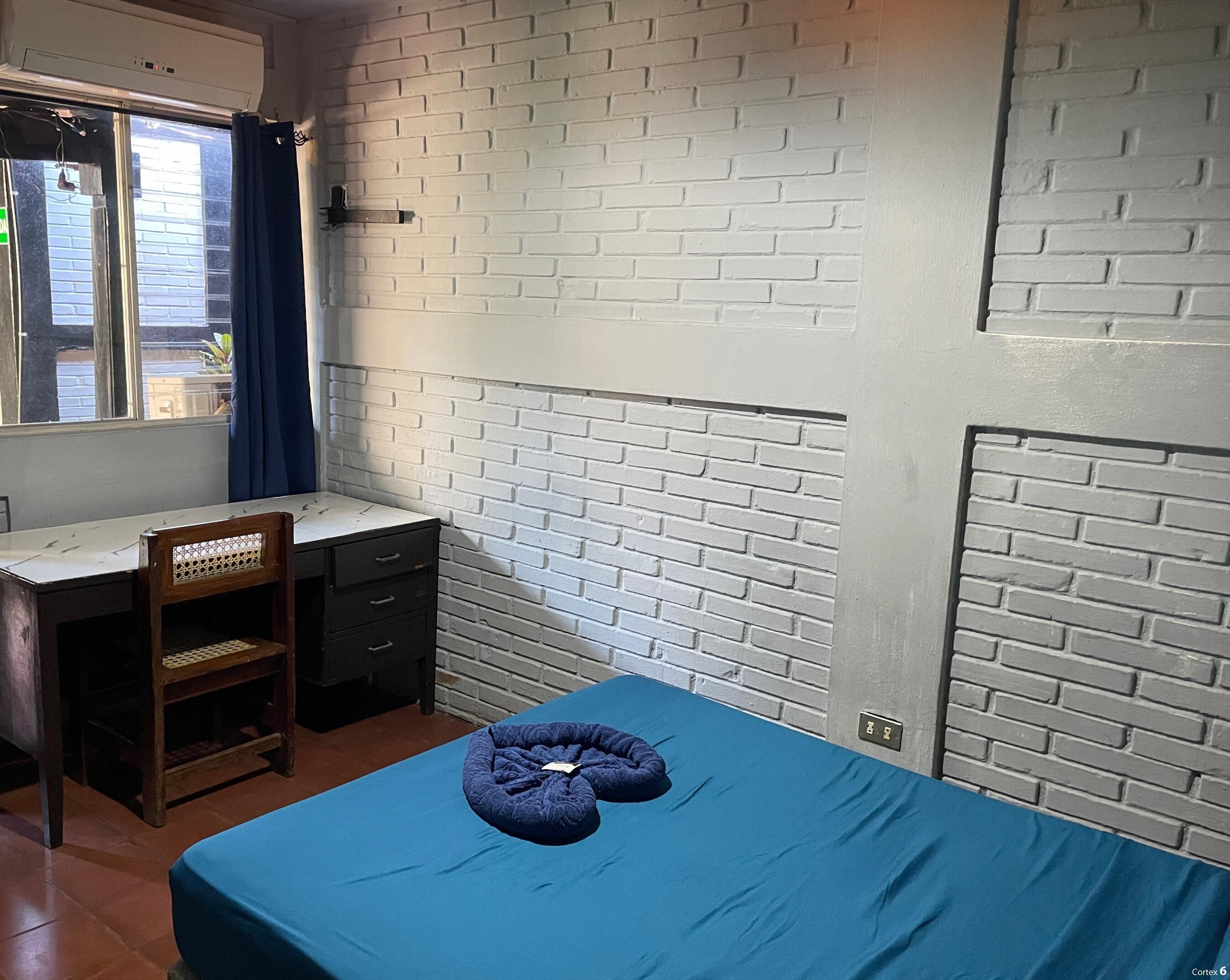 Classic Single Room | Blackout drapes, iron/ironing board, free WiFi, bed sheets