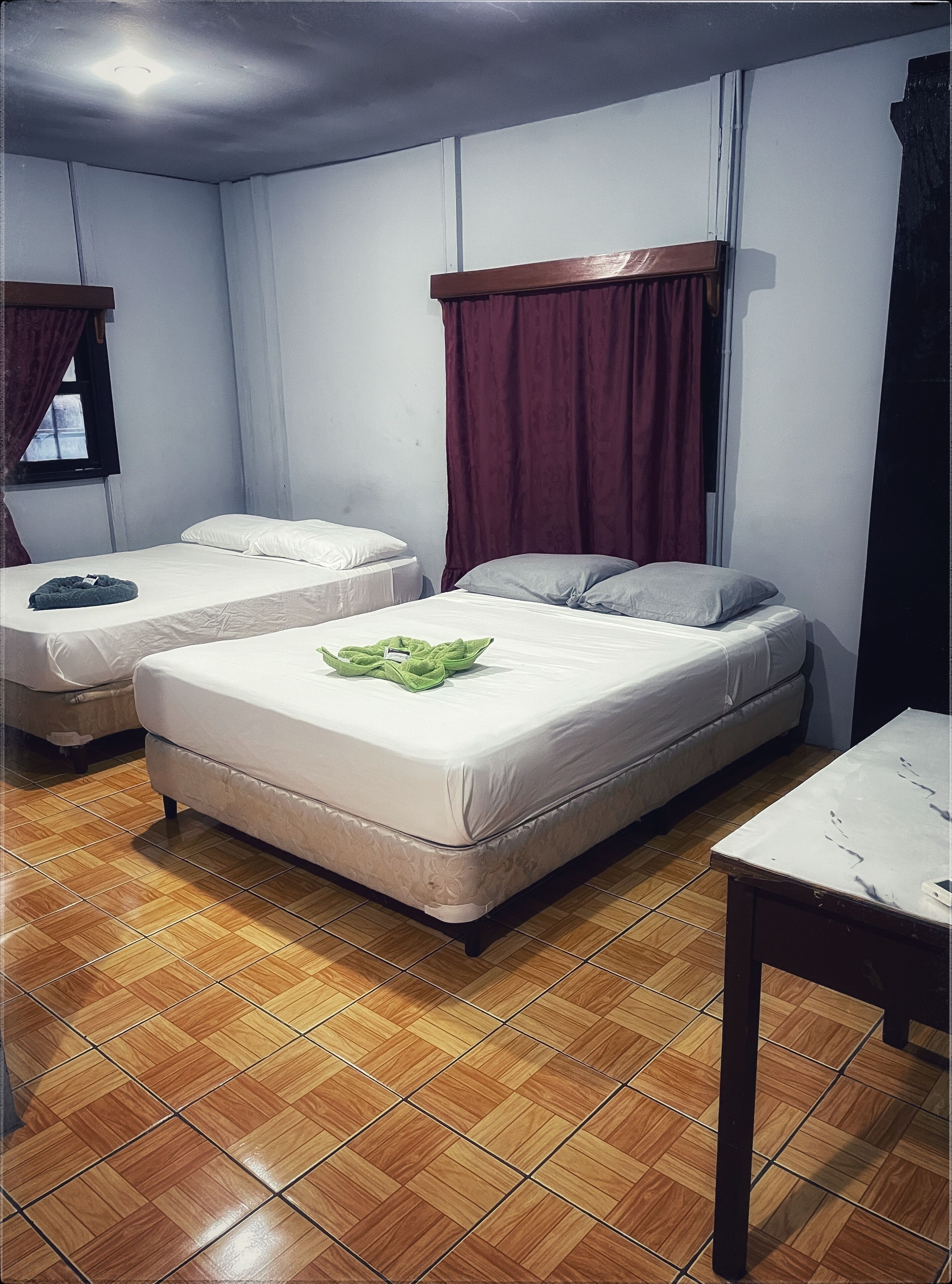 基础客房 | 遮光窗帘、熨斗/熨板、免费 WiFi、床单