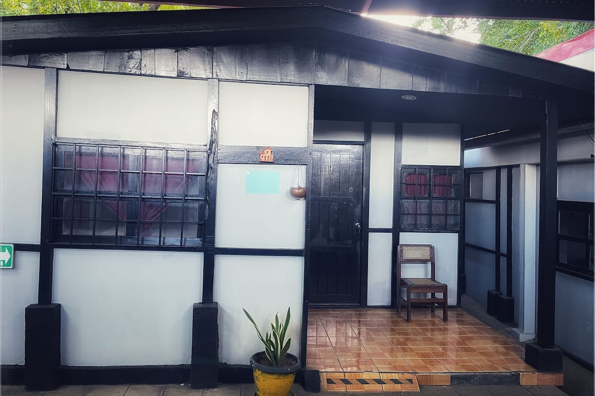 Basic Room | Blackout drapes, iron/ironing board, free WiFi, bed sheets