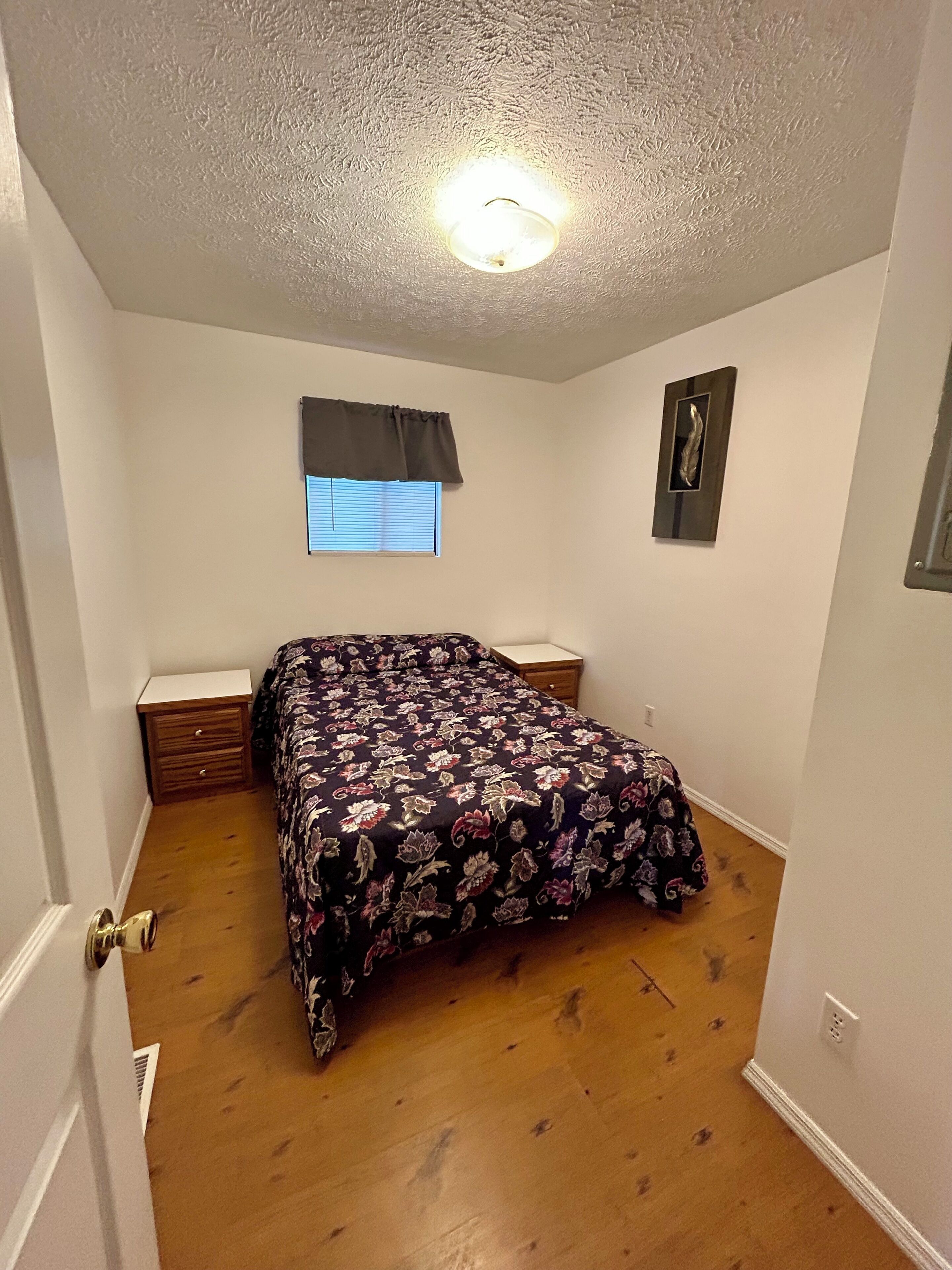 3 chambres, fer et planche à repasser, draps fournis