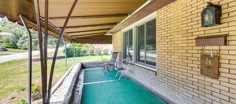 Enjoyable 4-bedroom house with AC in Monroeville