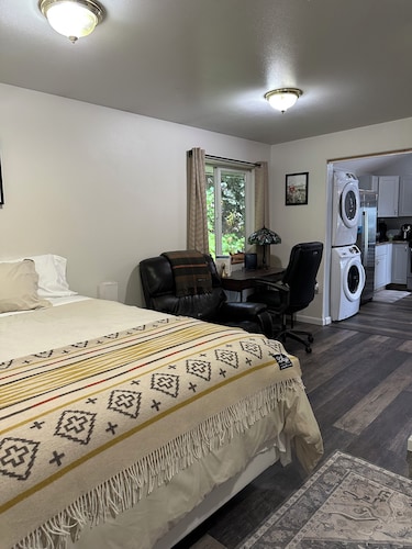 Cozy studio apartment with waterfront view