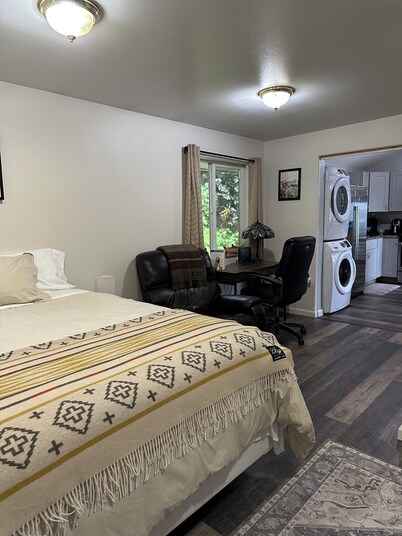 Cozy studio apartment with waterfront view