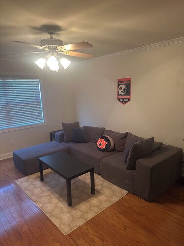 Gateway to Auburn - Perfect 2 Bedroom Rental