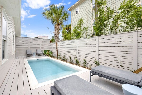 Pool - Private Pool Located 1/2 Block to the Beach (Tybee Island)