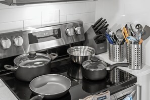 Fridge, microwave, oven, stovetop - Unbeatable Location! Unique Downtown Oliver Loft | Free Parking • Fast WiFi (Edmonton)