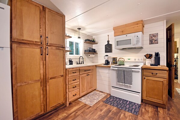 Microwave, oven, stovetop