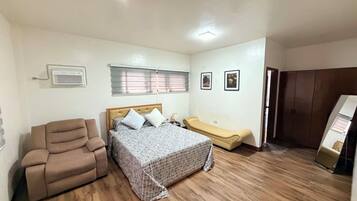 Basic House, Mountain View