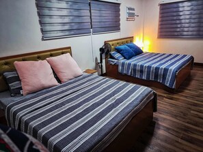 Eenvoudig huis, uitzicht op bergen | Een strijkplank/strijkijzer, gratis wifi