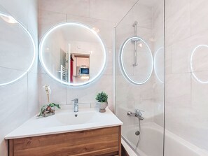 Towels - Les Olympiades by Interhome (Val Thorens)