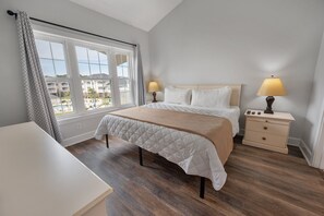 3 bedrooms, iron/ironing board, free WiFi, bed sheets - Magnolia North 3BR/2BA | Pool View Condo Near Beach, Golf & Broadway at the Beach (Myrtle Beach)