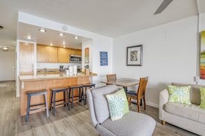 Condo, 1 Bedroom, Resort View | Living area - Kahana Reef 222 (Lahaina)