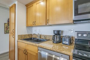 Appart'hôtel, 1 chambre, vue établissement | Cuisine privée