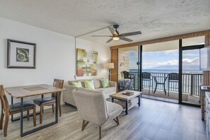 Appart'hôtel, 1 chambre, vue établissement | Coin séjour
