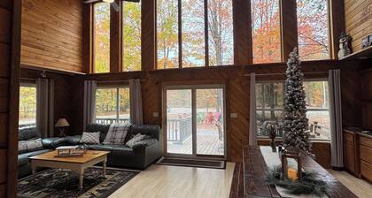 Spacious Cabin in LOTN- Great for ORV, Snowmobile, Golf, Ski or family getaways!