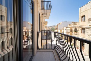 Apartment | 4 bedrooms - Ghajnsielem Retreat 4 Bedrooms Panoramic Terrace (Ghajnsielem)