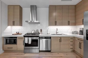 Fridge, microwave, oven, stovetop - Abode at The Nook, ski-in/ski-out, gym, Deer Valley (Park City)