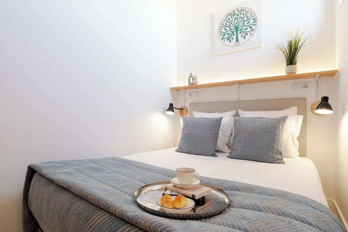 5 sovrum, strykjärn/strykbräda, gratis wi-fi och sängkläder