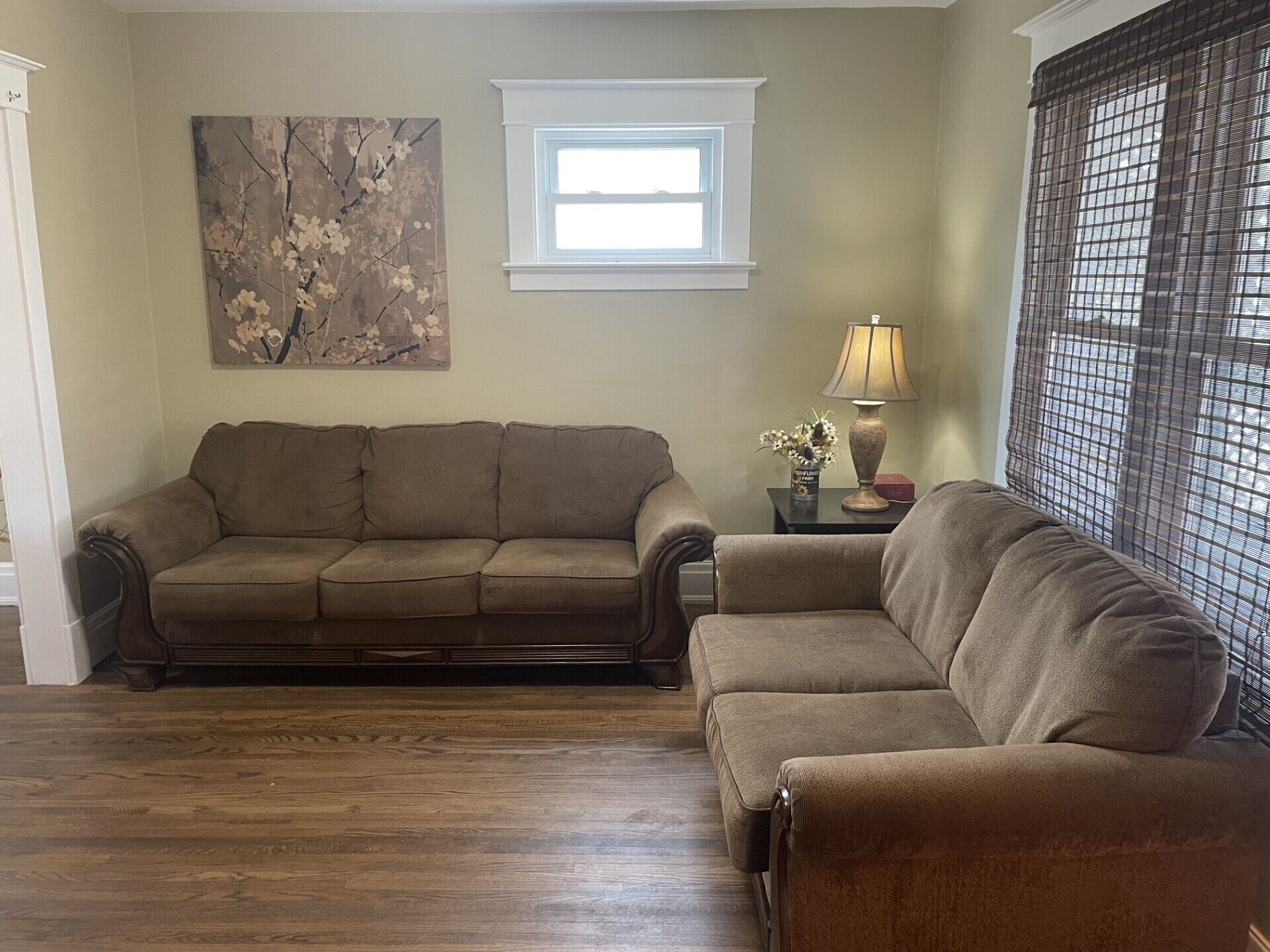 Family House, Non Smoking, City View | Living area | Flat-screen TV