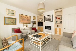 Smart TV - Well-Located 2-Bedroom Flat in Chelsea (London)