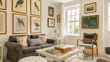 Älytelevisio, kirjoja