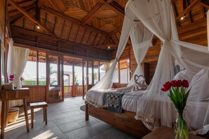 Comfort Double Room, 1 King Bed, Pool View | Desk, laptop workspace, free WiFi - Pondok di Uma Villa (Tegallalang)