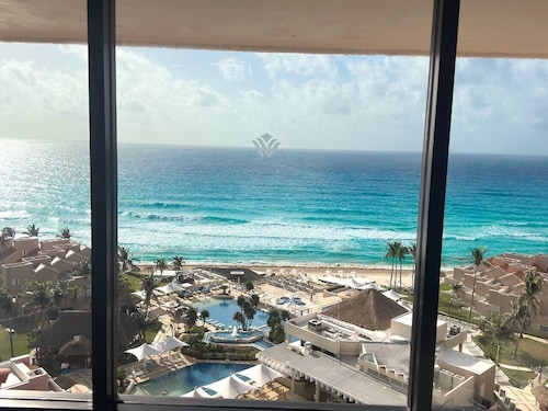 Oceanview | Resort | Pool | Hot Tub | Wyndham