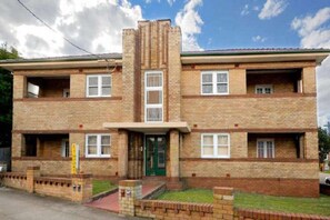 Exterior - Accommodation Sydney | Two-Bedroom Apartment with Balcony and Study (Rockdale)