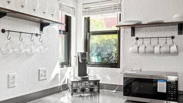 Microwave, oven, stovetop, dishwasher