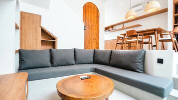 Luxury Villa, Non Smoking, Pool View | Living area