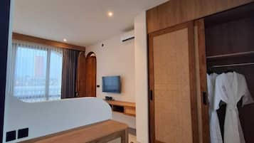 Luxury Villa, Non Smoking, Pool View | Free WiFi