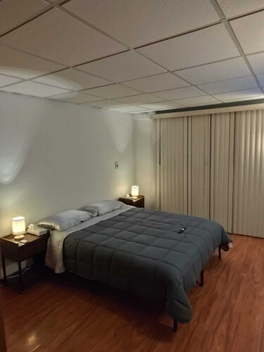 Spacious Apartment in CDMX 2nd floor, 5 minutes from GNP Stadium and Gate 6!