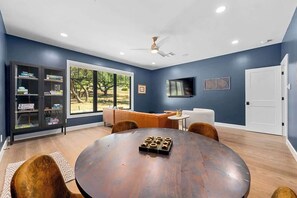 Interior - Pool, Patio - Luxury Estate w/ Hill Country Views! (Dripping Springs)