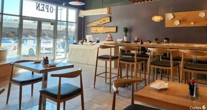 Space for 10+ and Fenced Yard, The Indigo House!