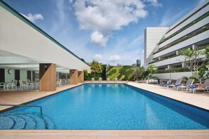 Outdoor pool - Concorde Hotel Singapore (Singapore)