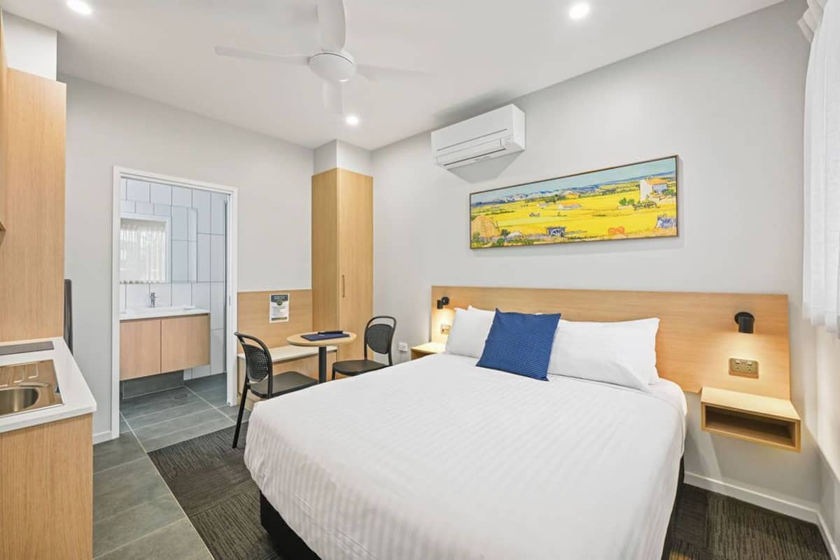 베이직 스튜디오 | 암막 커튼, 방음 설비, 다리미/다리미판, 무료 WiFi