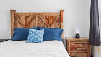 2 bedrooms, iron/ironing board, free WiFi, bed sheets