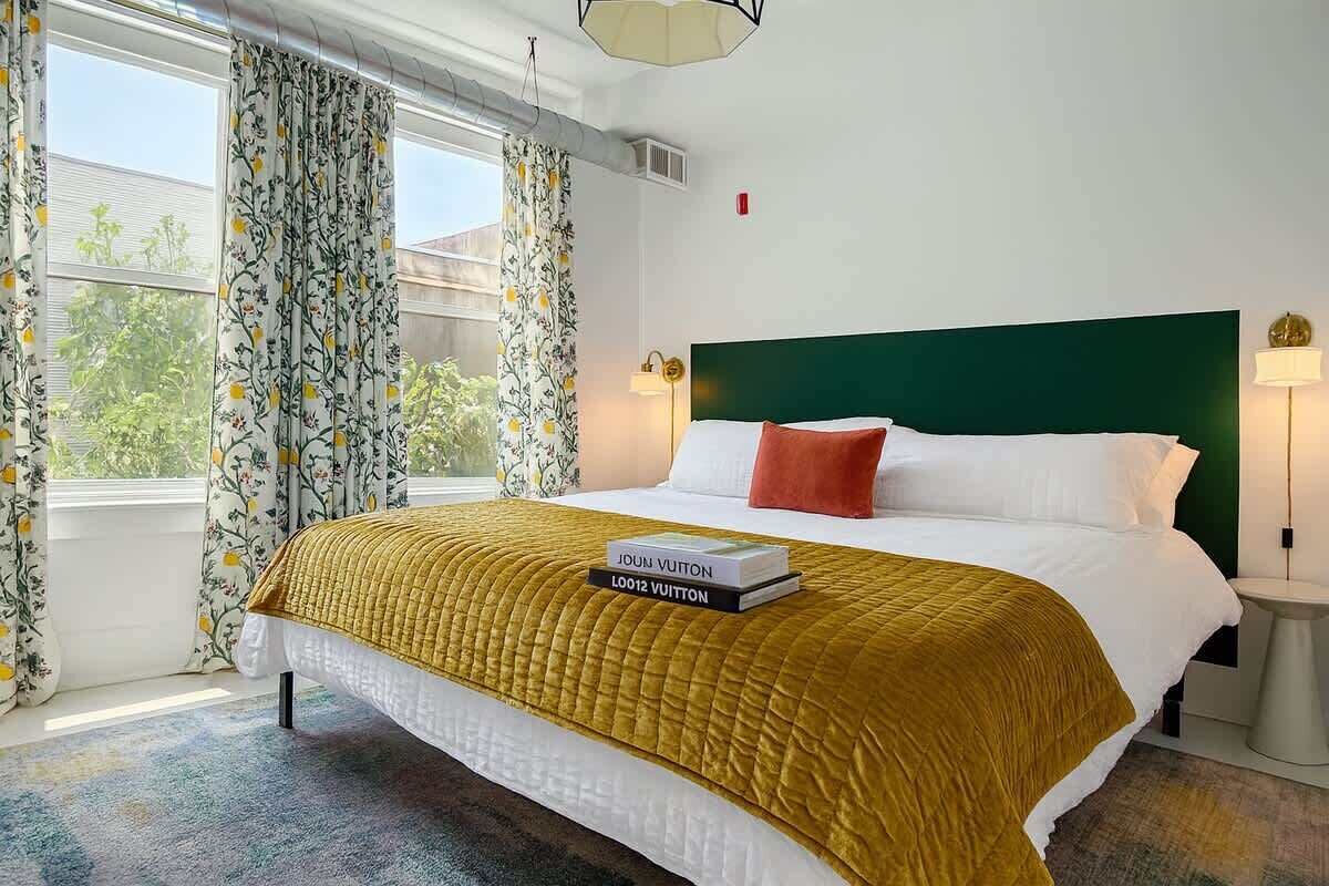 1 chambre, fer et planche à repasser, Wi-Fi, literie fournie